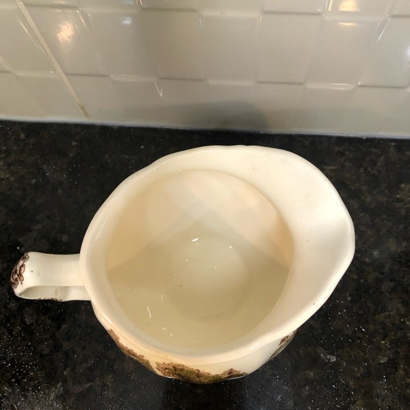 Vintage Johnson Brothers The Old Mill Pattern Creamer. - Picture 2 of 11